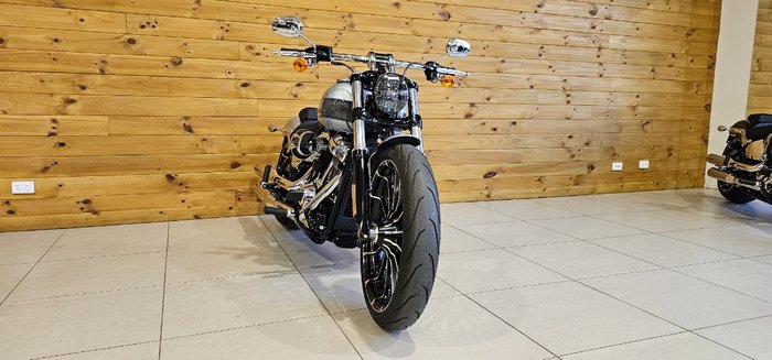2023 Harley-davidson FXBR BREAKOUT (117) ATLAS SLV MTLIC