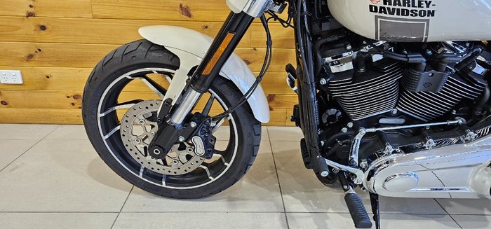 2022 Harley-davidson FLSB SPORT GLIDE (107) WHITE SAND PEARL