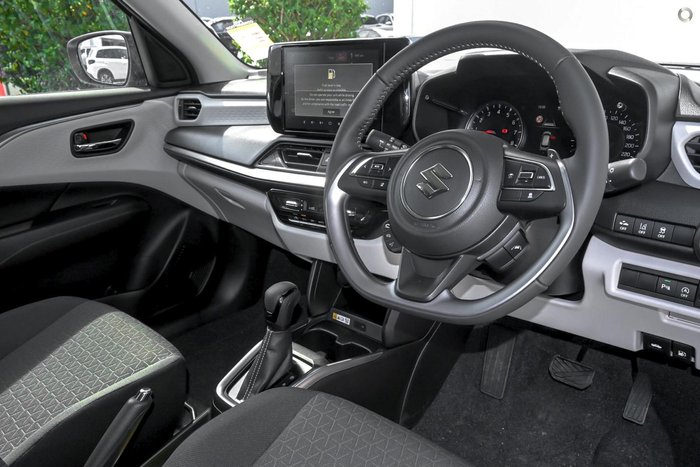 2025 Suzuki Swift Hybrid GLX UZ Pure White