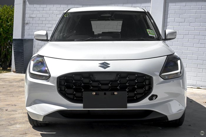 2025 Suzuki Swift Hybrid GLX UZ Pure White