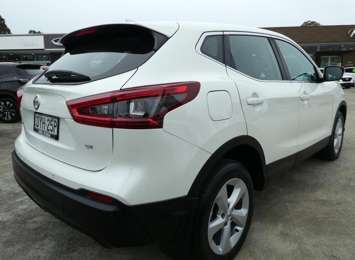 2018 Nissan QASHQAI ST