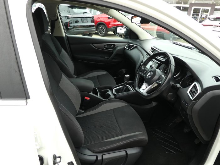 2018 Nissan QASHQAI ST