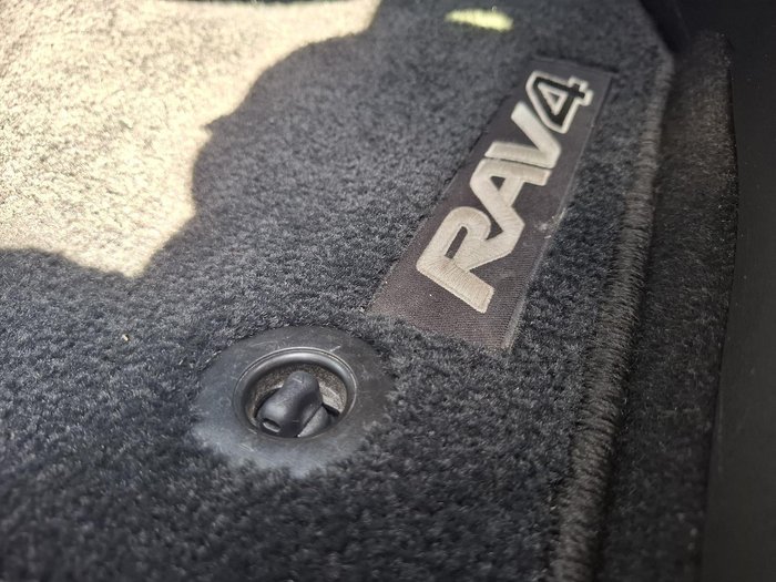 2020 Toyota RAV4 GXL