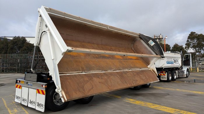 2023 Kenworth T610sar