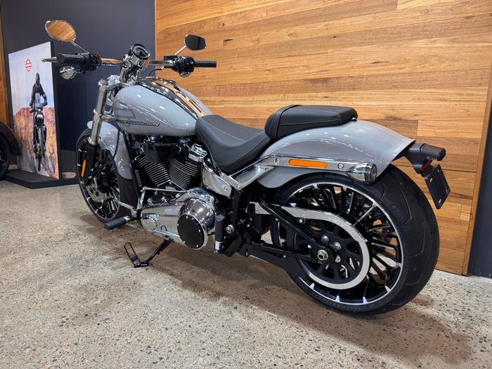 2025 Harley-davidson FXBR BREAKOUT (117) Grey