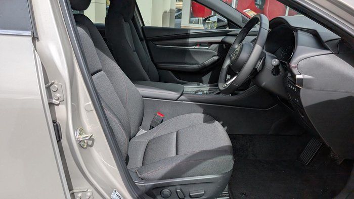 2025 Mazda 3 G25 Evolve SP