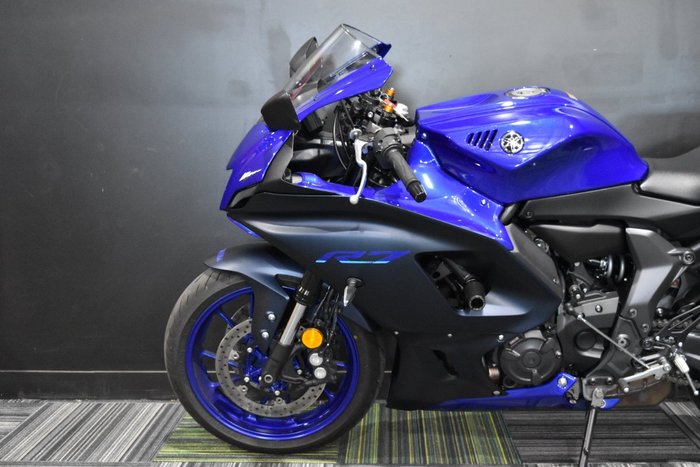 2022 Yamaha YZF-R7LA Blue