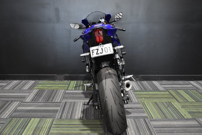 2022 Yamaha YZF-R7LA Blue