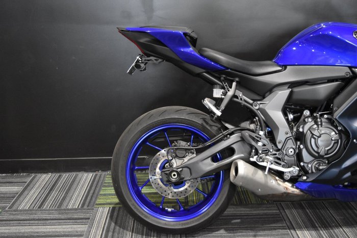 2022 Yamaha YZF-R7LA Blue