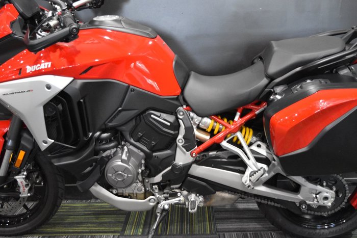 2023 Ducati MULTISTRADA V4 S Red
