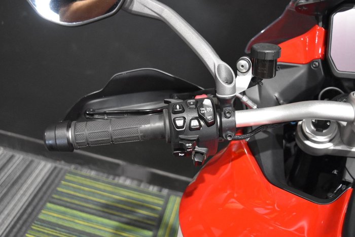 2023 Ducati MULTISTRADA V4 S Red