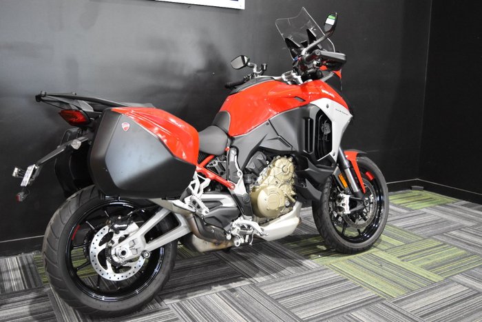 2023 Ducati MULTISTRADA V4 S Red