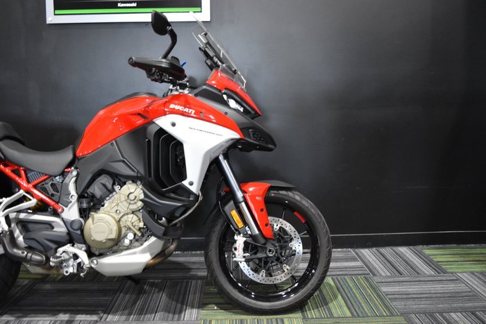 2023 Ducati MULTISTRADA V4 S Red
