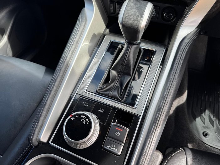 2023 Mitsubishi Pajero Sport GSR