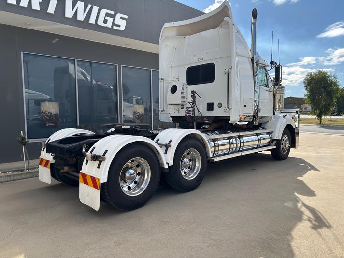 2019 Western Star 4864Fxb With 40