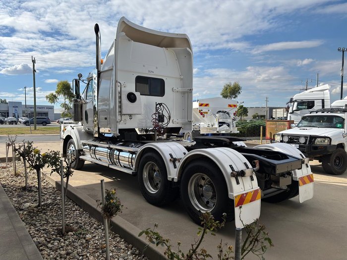 2019 Western Star 4864Fxb With 40