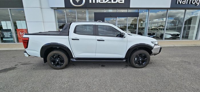 2023 Mazda BT-50 SP