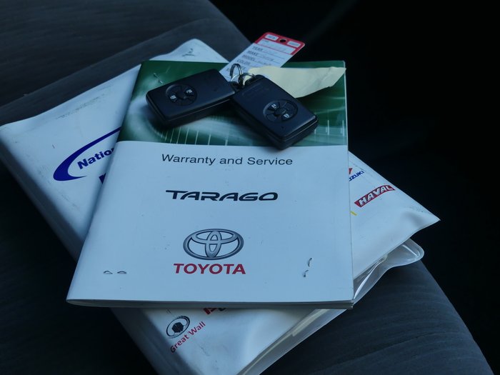 2015 Toyota Tarago GLX
