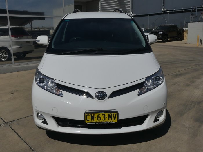 2015 Toyota Tarago GLX