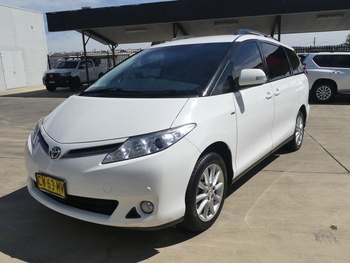 2015 Toyota Tarago GLX