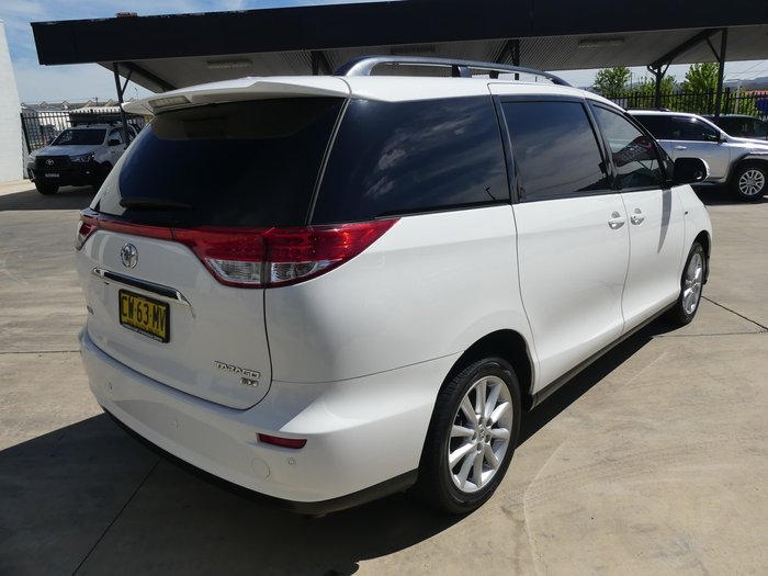 2015 Toyota Tarago GLX