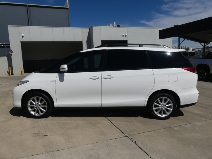 2015 Toyota Tarago GLX
