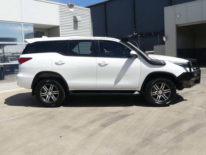 2022 Toyota Fortuner GX