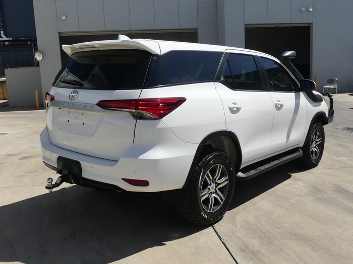 2022 Toyota Fortuner GX