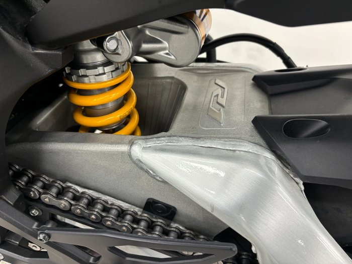 2024 YAMAHA YZF-R1 M Black
