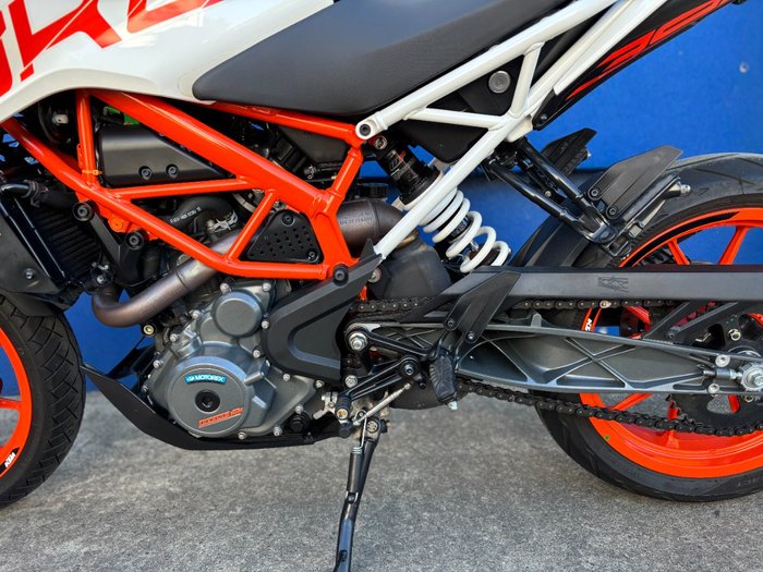 2019 Ktm 390 DUKE White