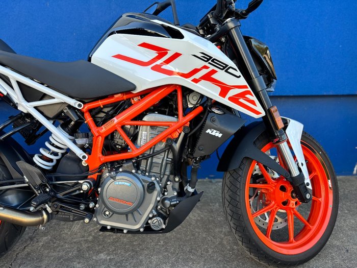 2019 Ktm 390 DUKE White