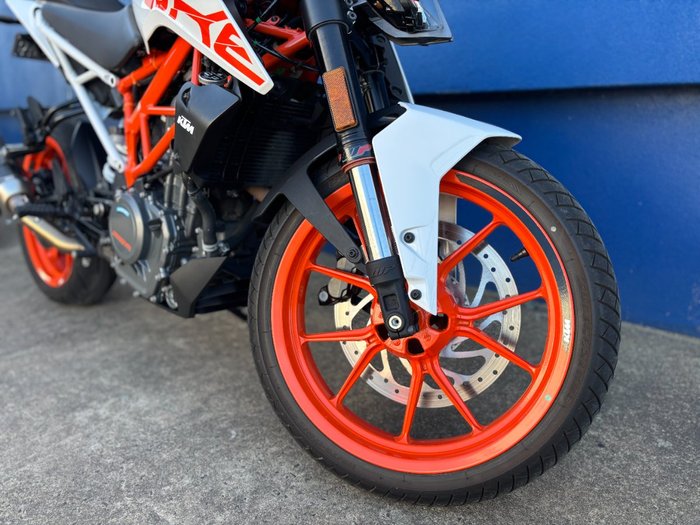 2019 Ktm 390 DUKE White