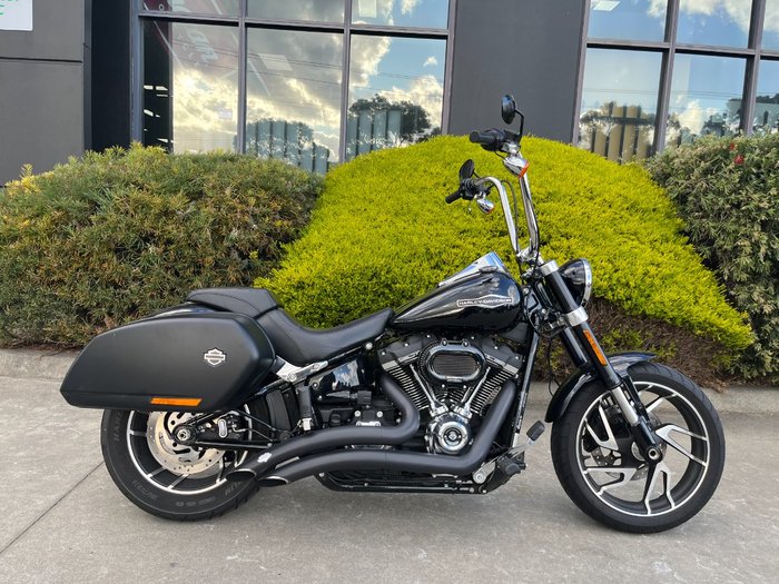 2019 HARLEY-DAVIDSON FLSB SPORT GLIDE Black