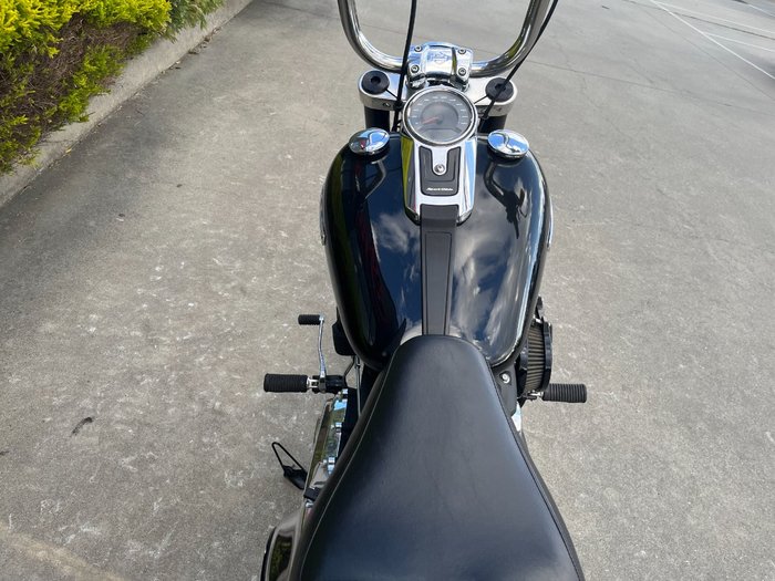2019 HARLEY-DAVIDSON FLSB SPORT GLIDE Black