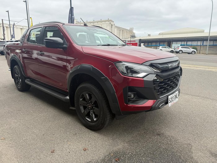 2025 Isuzu D-MAX X-TERRAIN MY25.5 4X4 Dual Range Magnetic Red