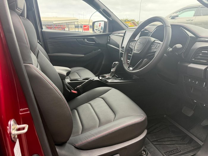 2025 Isuzu D-MAX X-TERRAIN MY25.5 4X4 Dual Range Magnetic Red
