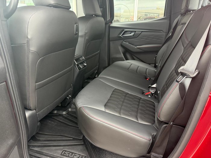 2025 Isuzu D-MAX X-TERRAIN