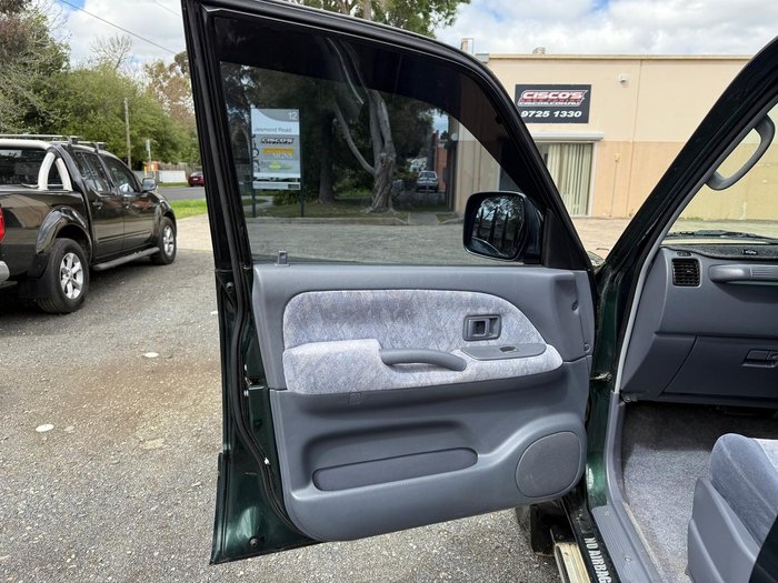 2001 Toyota Landcruiser Prado GXL VZJ95R 4X4 Green