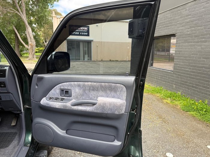 2001 Toyota Landcruiser Prado GXL VZJ95R 4X4 Green