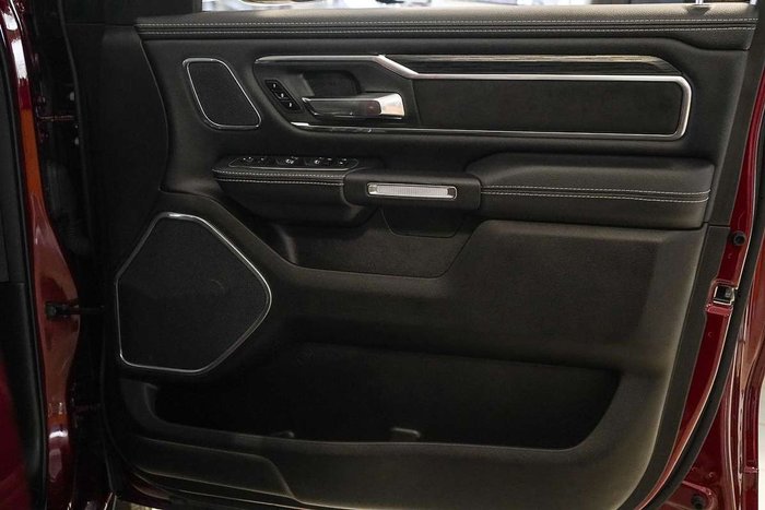 2024 RAM 1500 Laramie Sport RamBox