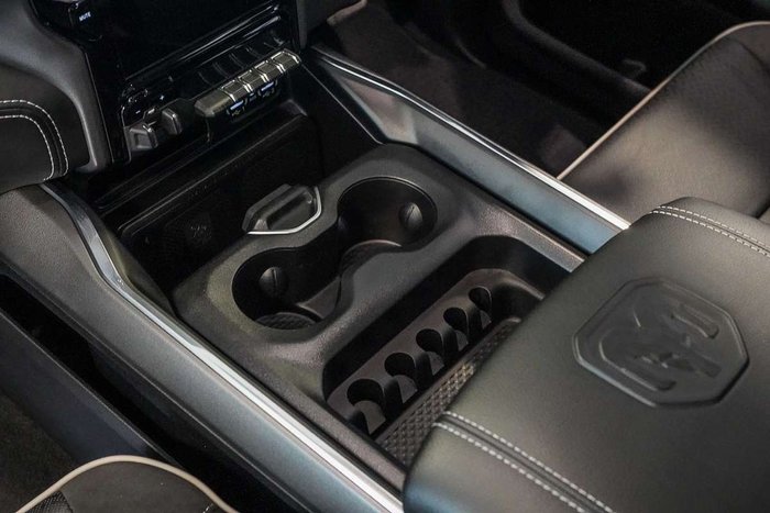 2024 RAM 1500 Laramie Sport RamBox