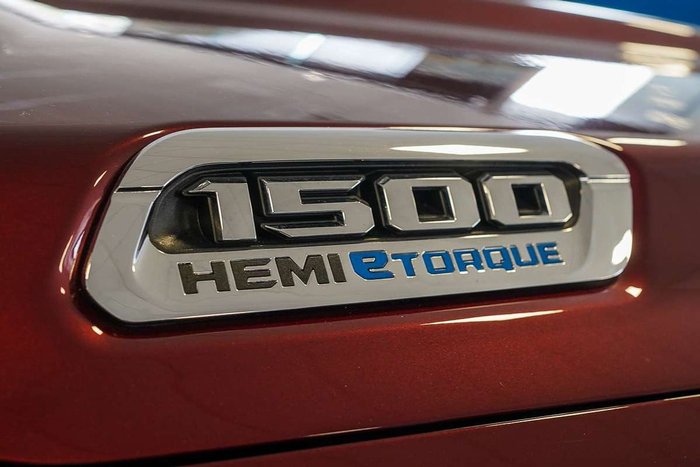 2024 RAM 1500 Laramie Sport RamBox