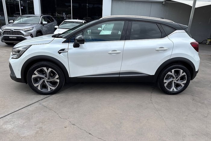 2022 Renault Captur R.S. Line