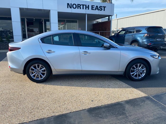 2022 Mazda 3 G20 Pure