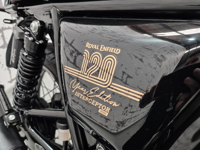 2022 Royal Enfield Interceptor 650 120th Year Anniversary Edition 650 Twin Black