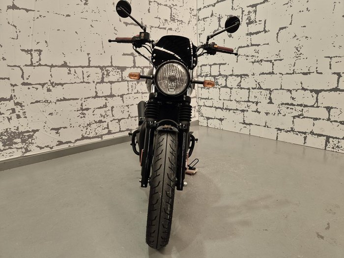 2022 Royal Enfield Interceptor 650 120th Year Anniversary Edition 650 Twin Black