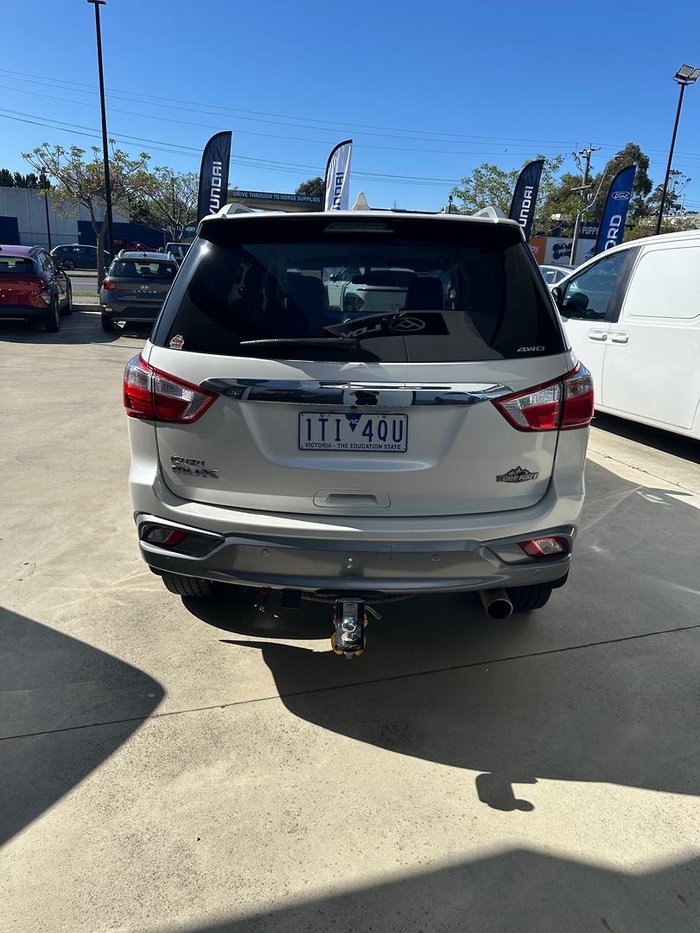 2021 Isuzu MU-X LS-T