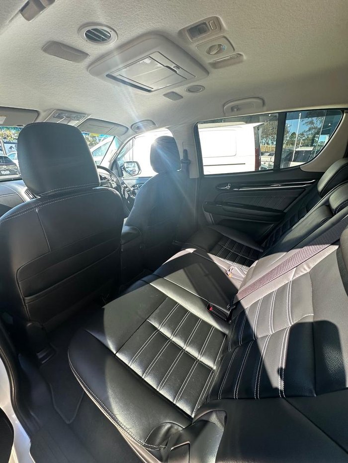 2021 Isuzu MU-X LS-T