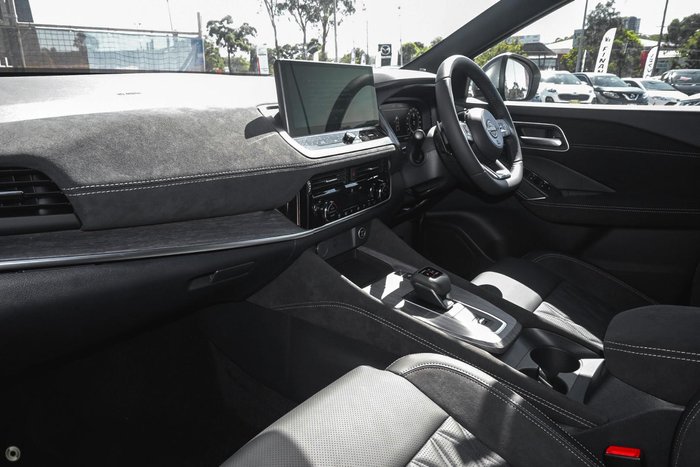 2025 Nissan QASHQAI Ti-L