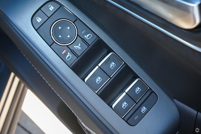 2025 Nissan QASHQAI Ti-L